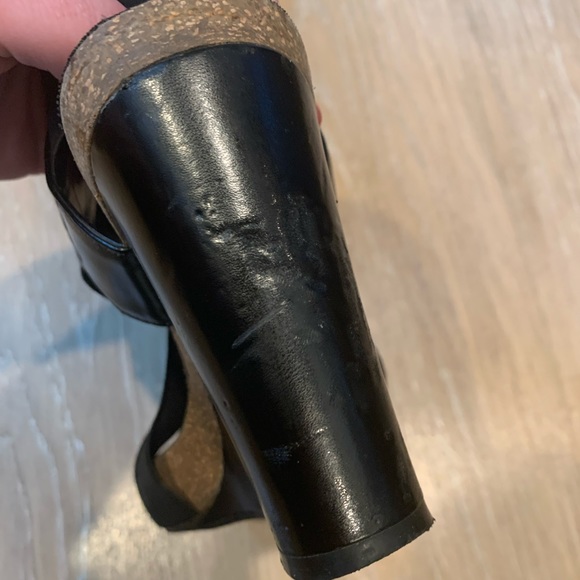 BCBG wedges - Picture 7 of 8